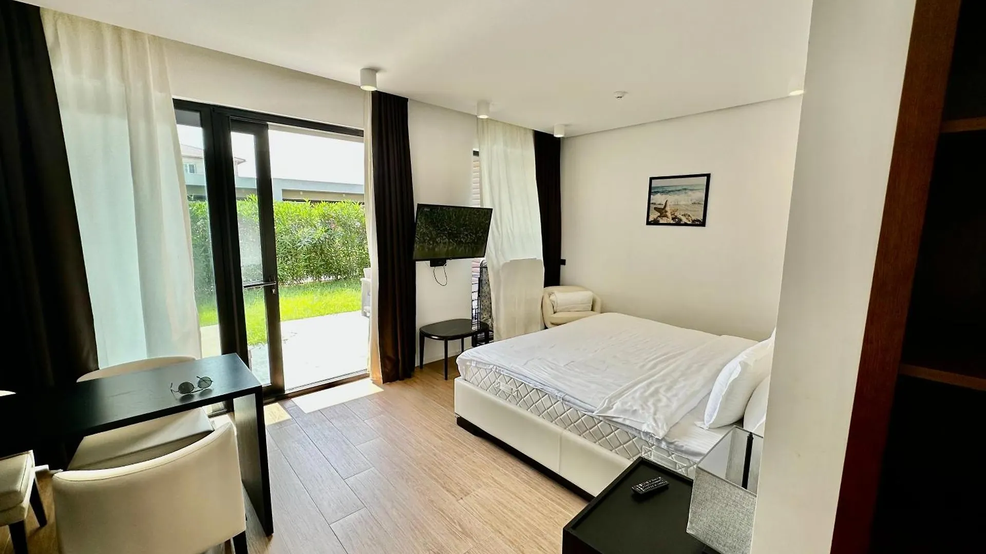 Sea Breeze White Villas 1 Baku Apartment